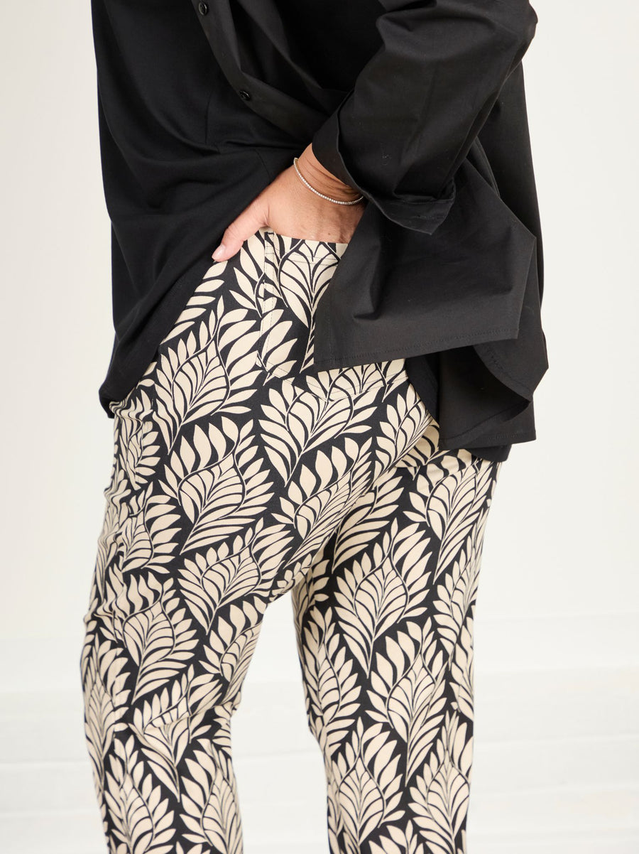 Bella by Robell Stretch Trouser - Black/Natural