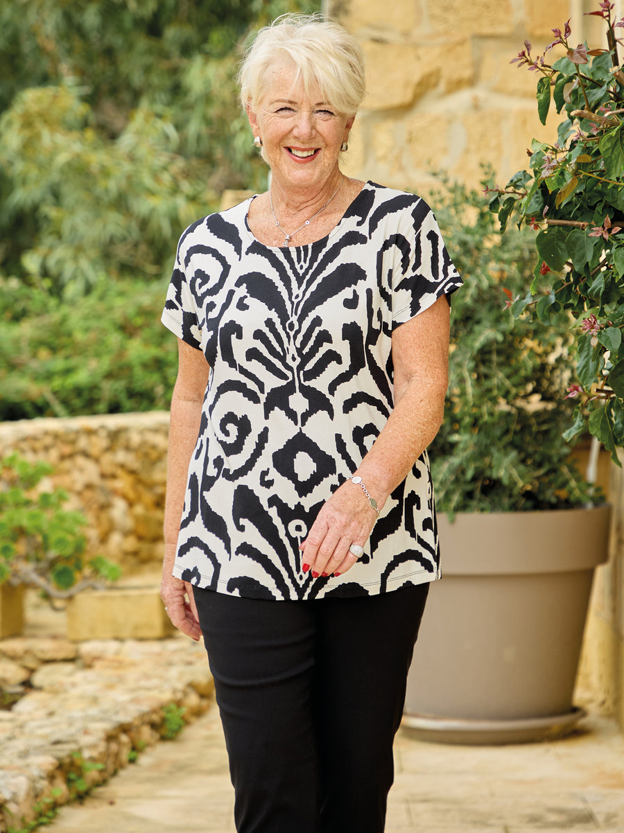 Tilde by CISO Black Jersey Print Top