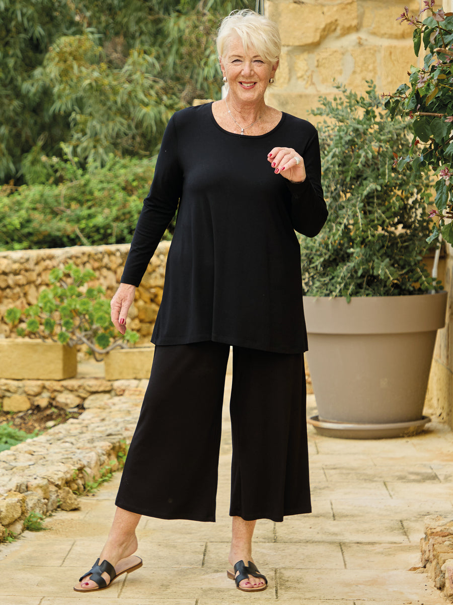 Tessa Jersey Long Sleeve Top - Black