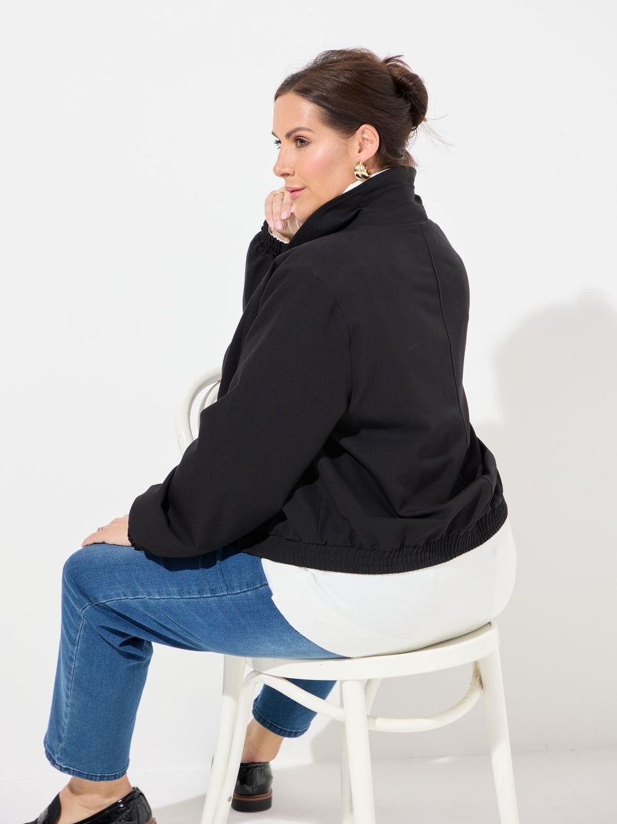 KAFFE Curve Sakira Black Cropped Jacket