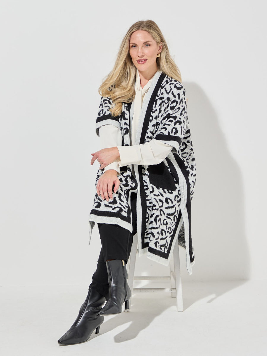 Athena Knitted Poncho - Leopard